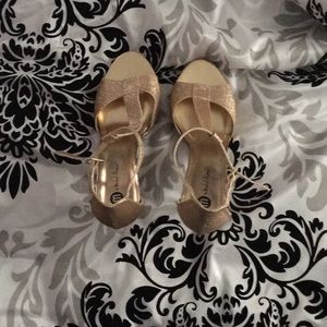 Gold glitter heels
